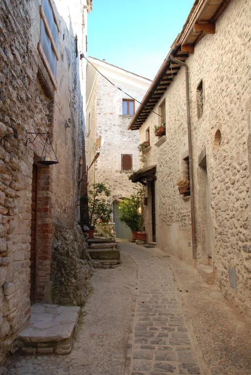 Il Paradiso Nel Borgo Arrone Buitenkant foto