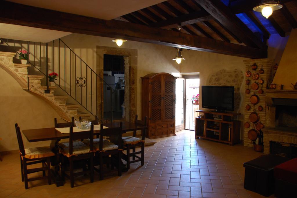 Il Paradiso Nel Borgo Arrone Buitenkant foto
